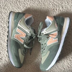 New Balance Green and Peach Sneakers